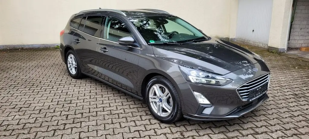 Photo 1 : Ford Focus 2021 Diesel