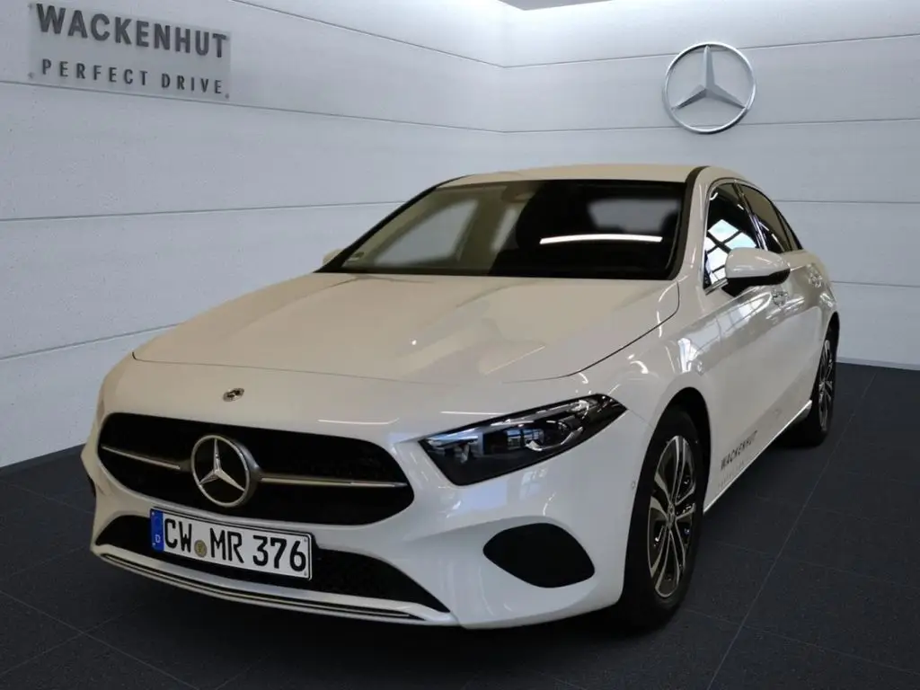 Photo 1 : Mercedes-benz Classe A 2024 Petrol