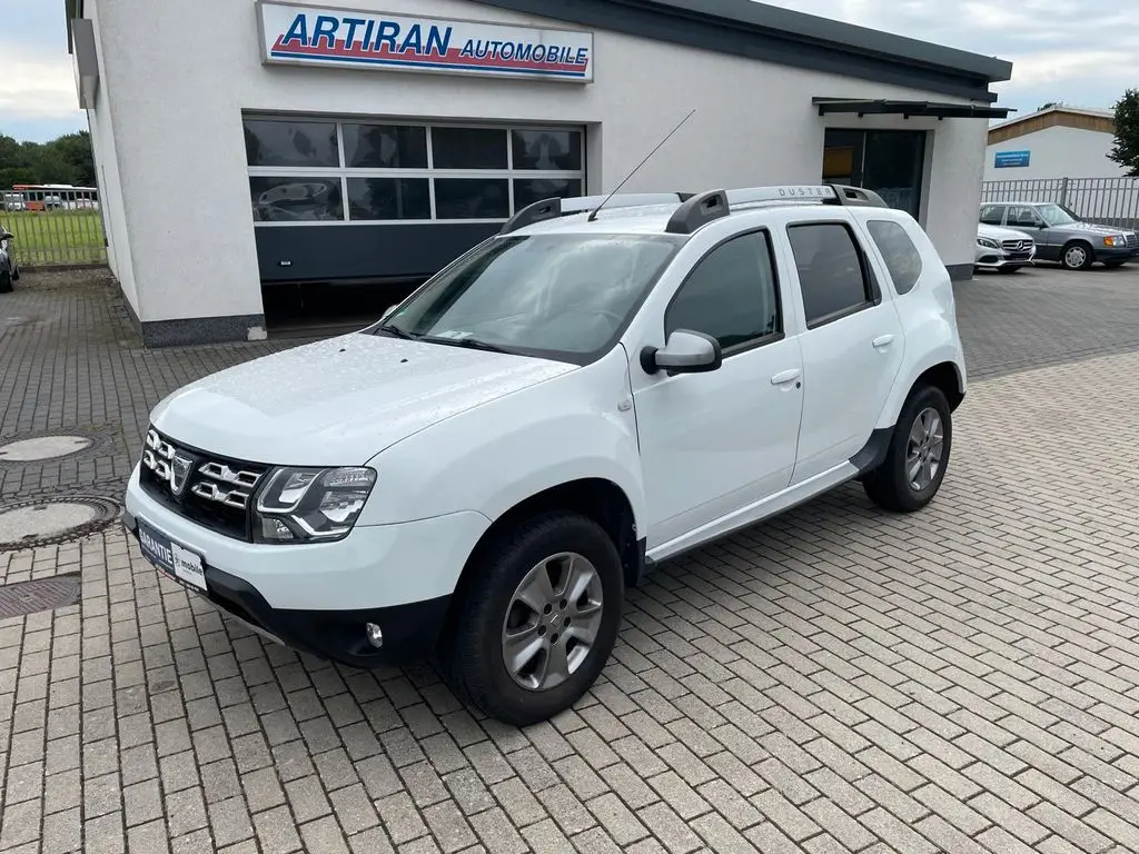 Photo 1 : Dacia Duster 2016 Petrol