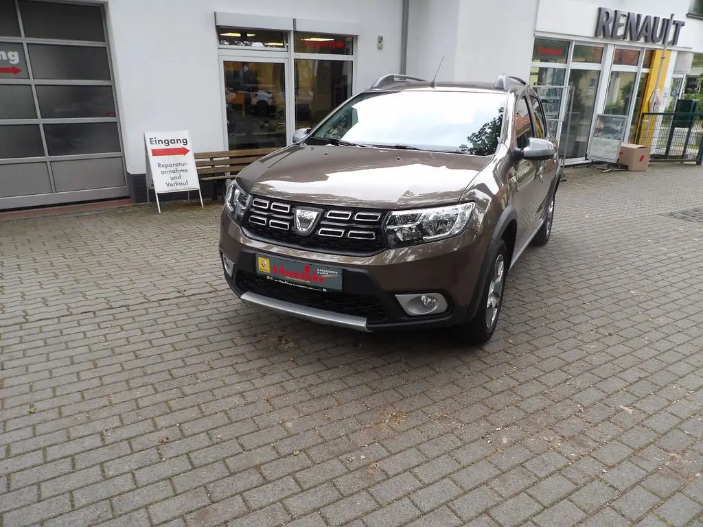 Photo 1 : Dacia Sandero 2019 Petrol