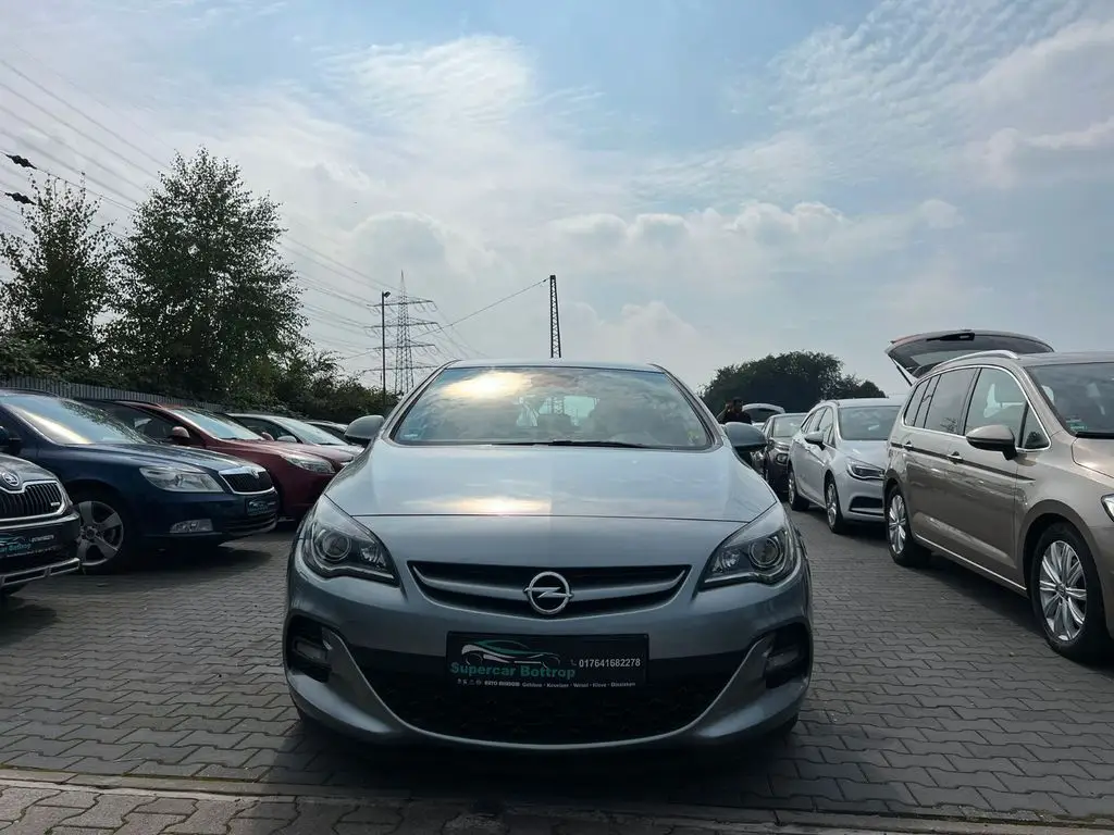 Photo 1 : Opel Astra 2015 Diesel