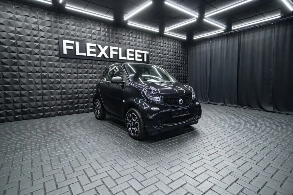 Photo 1 : Smart Fortwo 2019 Petrol