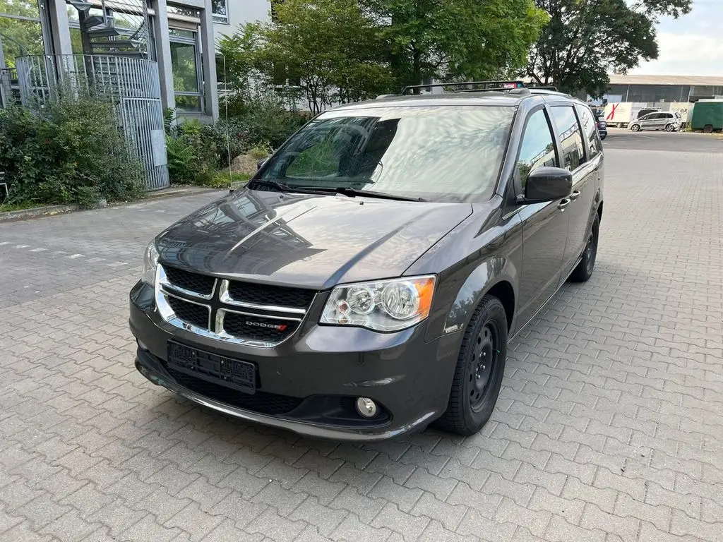 Photo 1 : Dodge Grand Caravan 2020 Essence