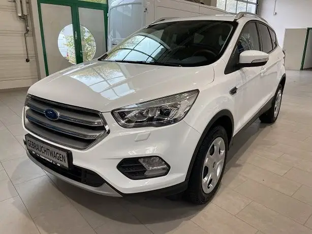 Photo 1 : Ford Kuga 2019 Essence