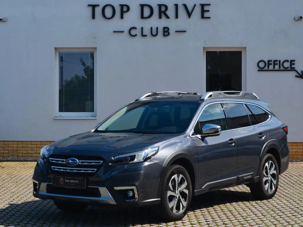 Photo 1 : Subaru Outback 2022 Essence