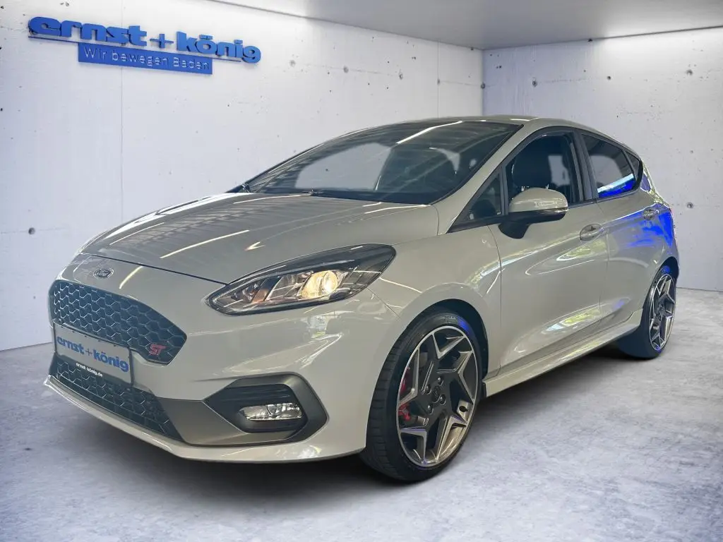 Photo 1 : Ford Fiesta 2019 Essence