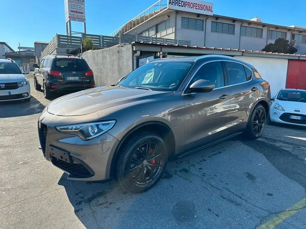 Photo 1 : Alfa Romeo Stelvio 2019 Diesel