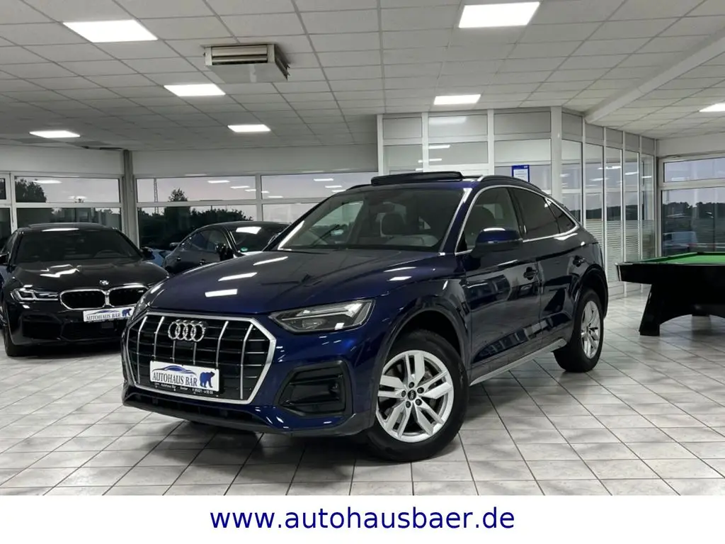 Photo 1 : Audi Q5 2024 Petrol