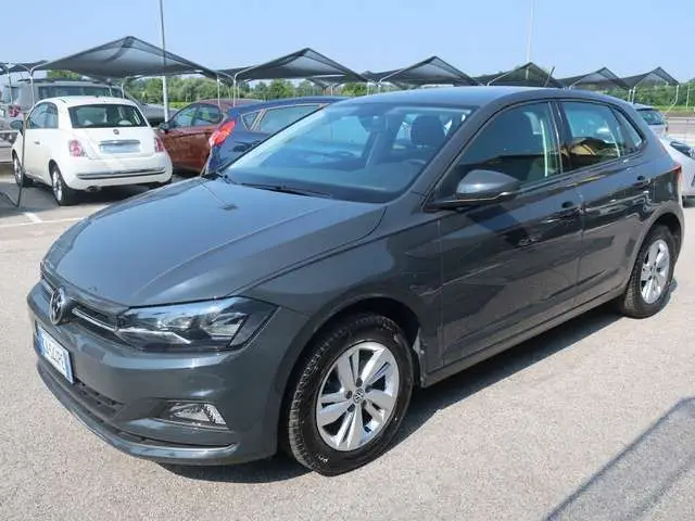 Photo 1 : Volkswagen Polo 2020 Essence