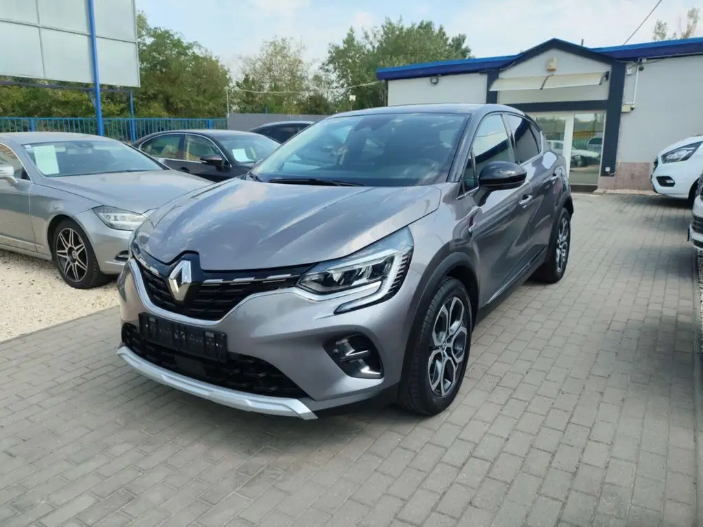 Photo 1 : Renault Captur 2022 Essence