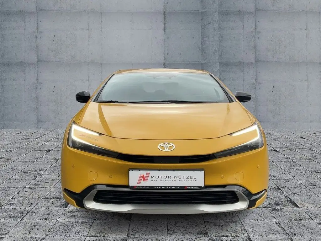 Photo 1 : Toyota Prius 2024 Hybride