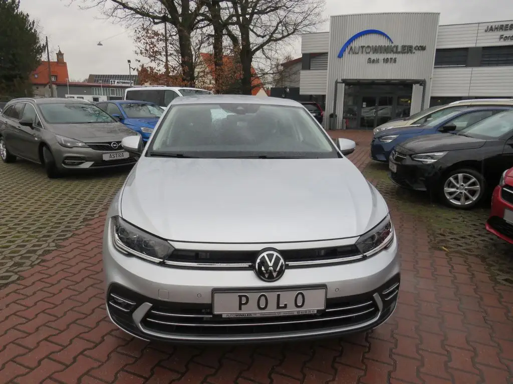 Photo 1 : Volkswagen Polo 2023 Essence