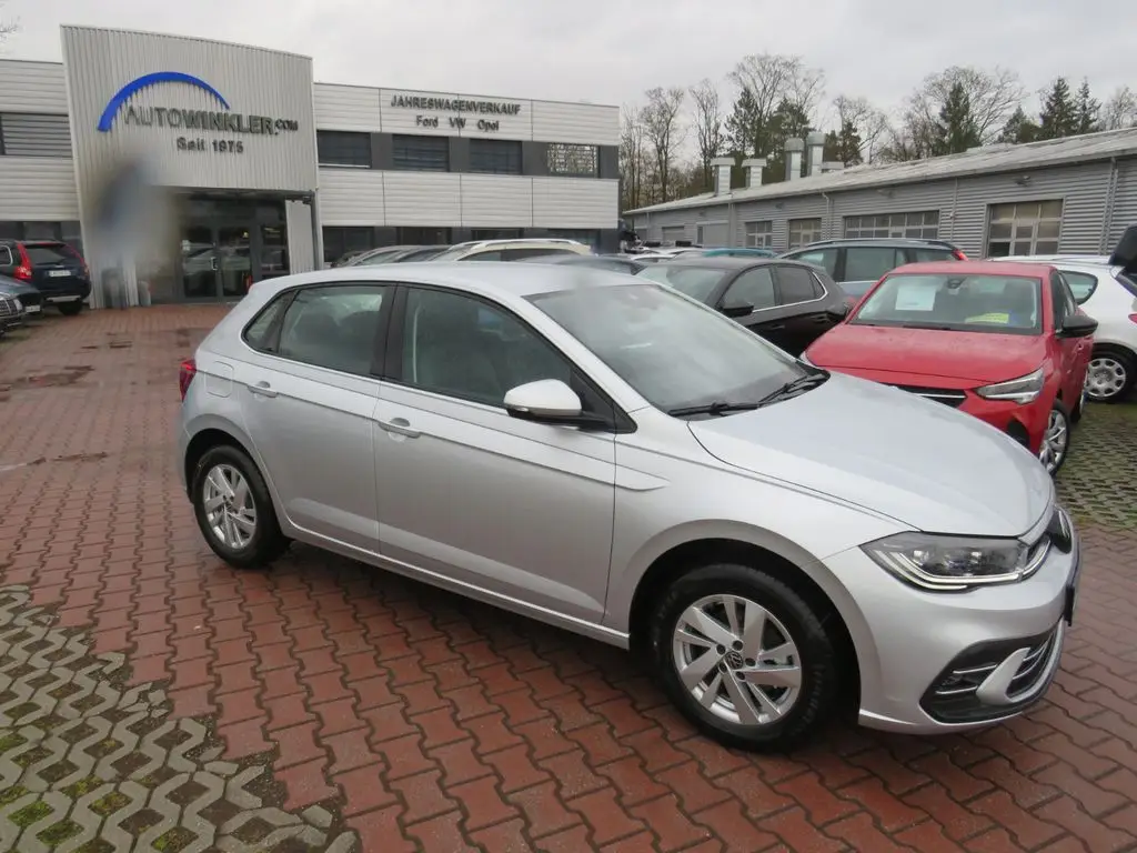 Photo 1 : Volkswagen Polo 2023 Petrol