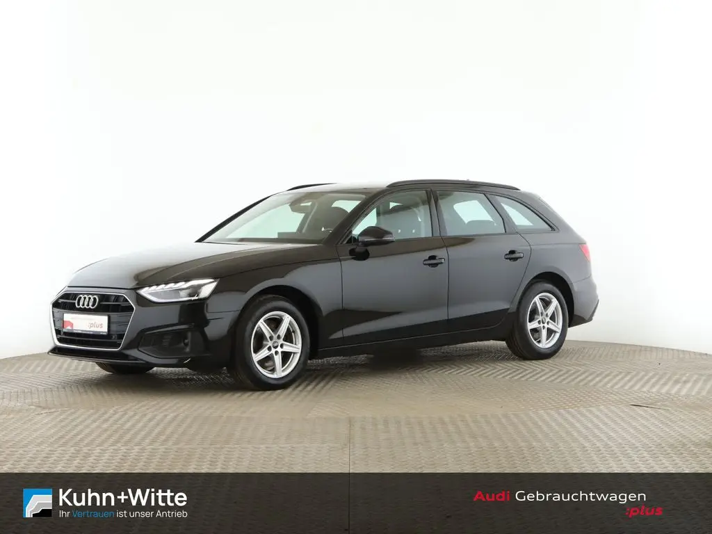 Photo 1 : Audi A4 2021 Diesel