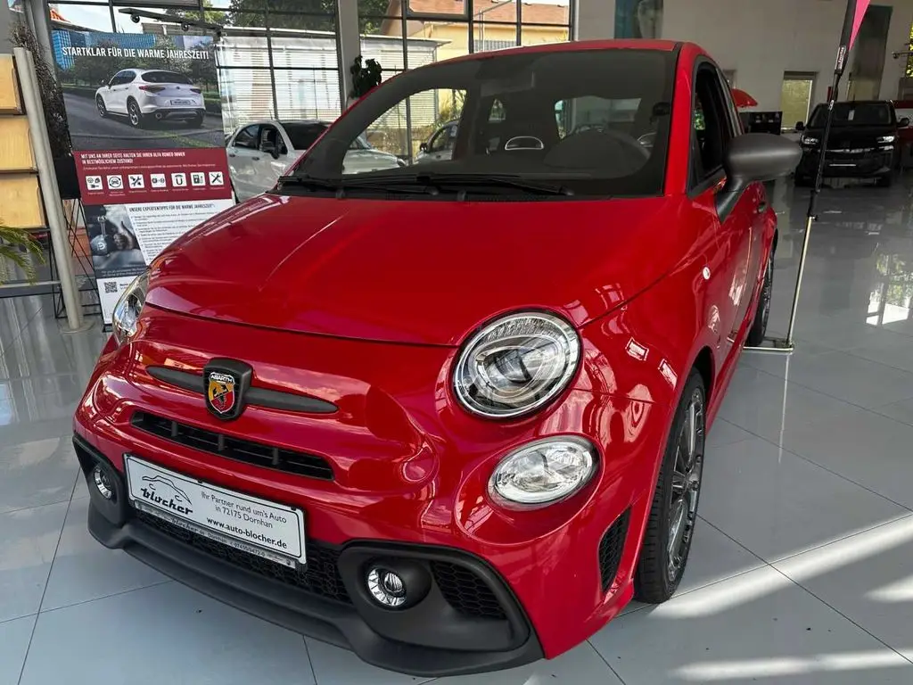 Photo 1 : Abarth 595 2024 Essence