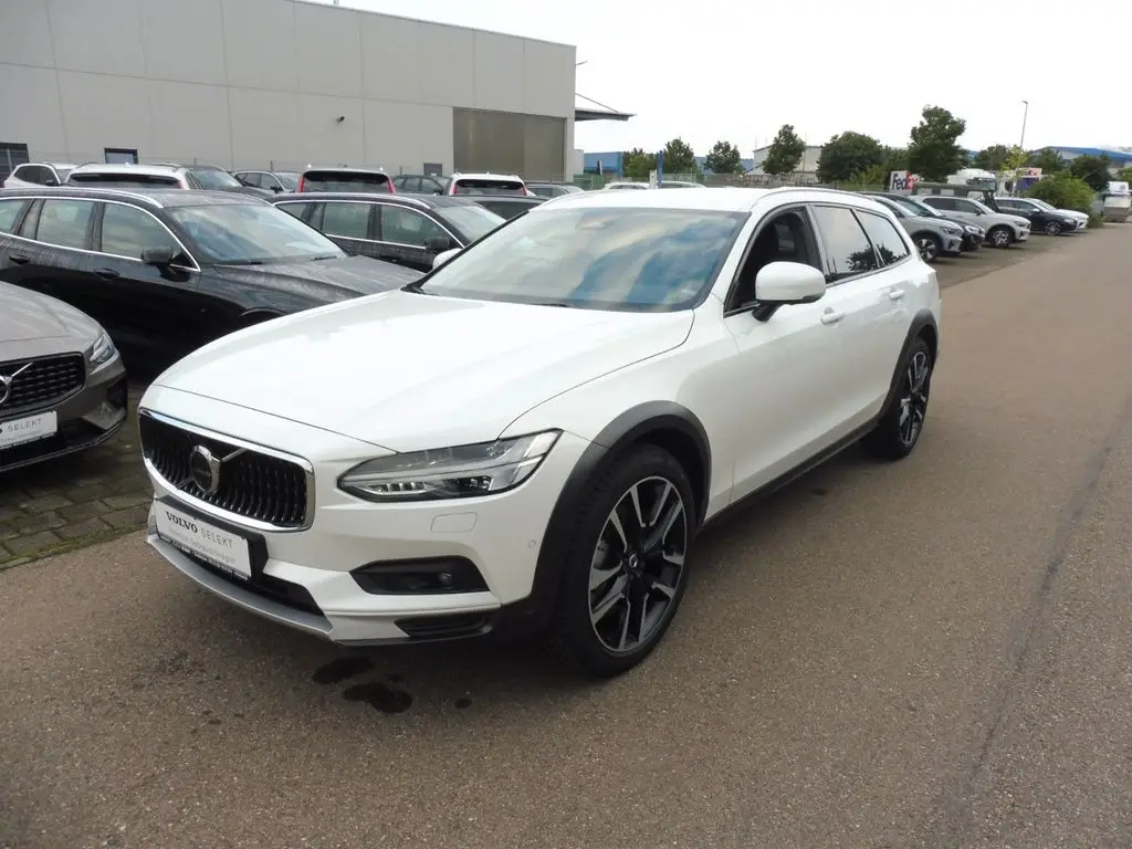 Photo 1 : Volvo V90 2023 Diesel