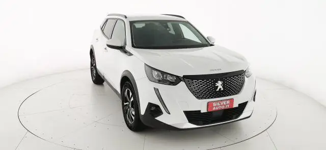 Photo 1 : Peugeot 2008 2021 Essence