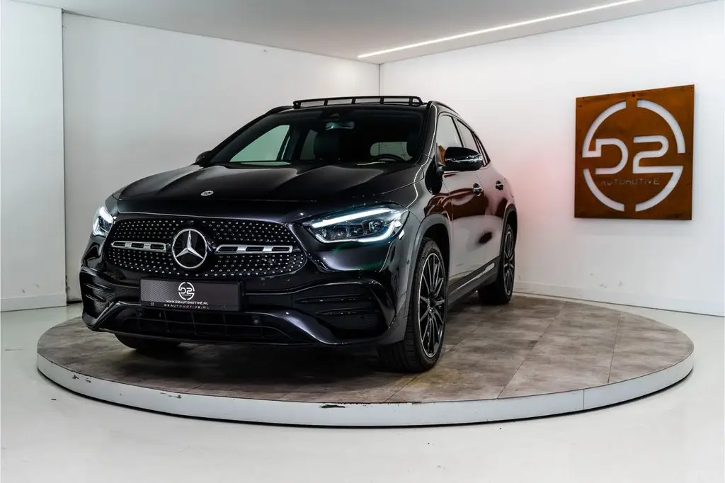 Photo 1 : Mercedes-benz Classe Gla 2022 Hybride