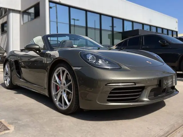 Photo 1 : Porsche Boxster 2021 Essence