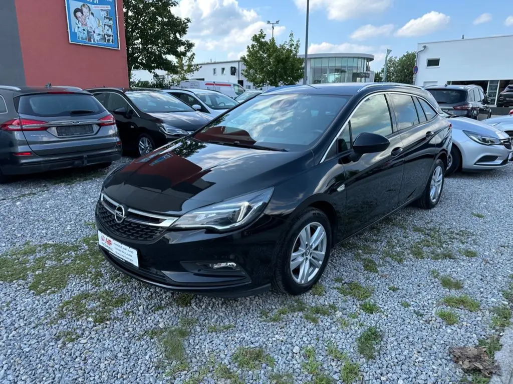 Photo 1 : Opel Astra 2019 Diesel