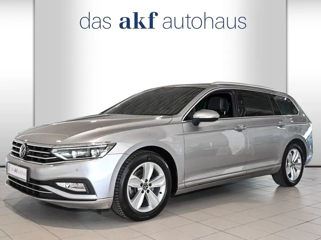 Photo 1 : Volkswagen Passat 2023 Diesel