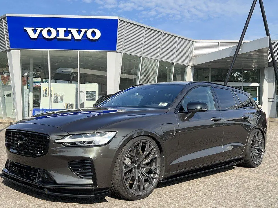 Photo 1 : Volvo V60 2022 Hybride