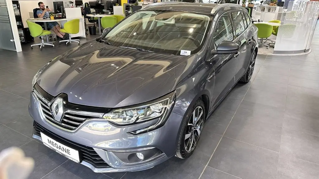 Photo 1 : Renault Megane 2020 Petrol