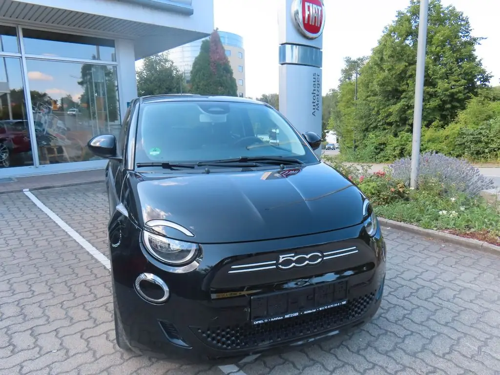 Photo 1 : Fiat 500 2021 Non renseigné