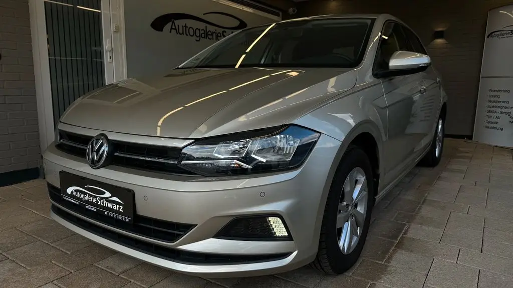 Photo 1 : Volkswagen Polo 2018 Essence