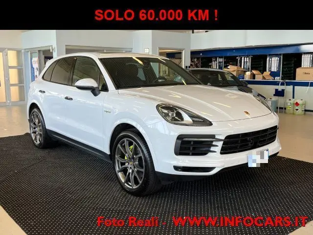 Photo 1 : Porsche Cayenne 2020 Hybride