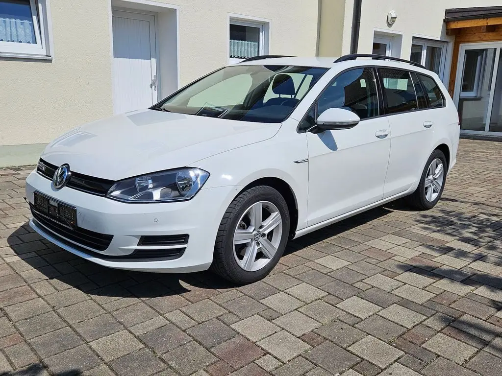 Photo 1 : Volkswagen Golf 2015 Autres