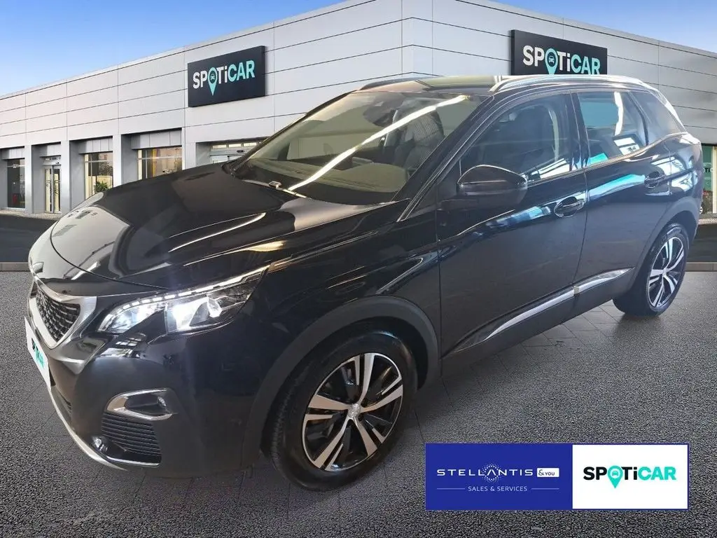 Photo 1 : Peugeot 3008 2020 Petrol