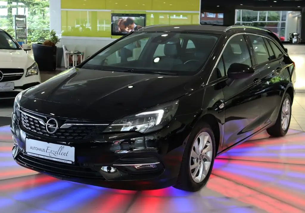 Photo 1 : Opel Astra 2021 Petrol