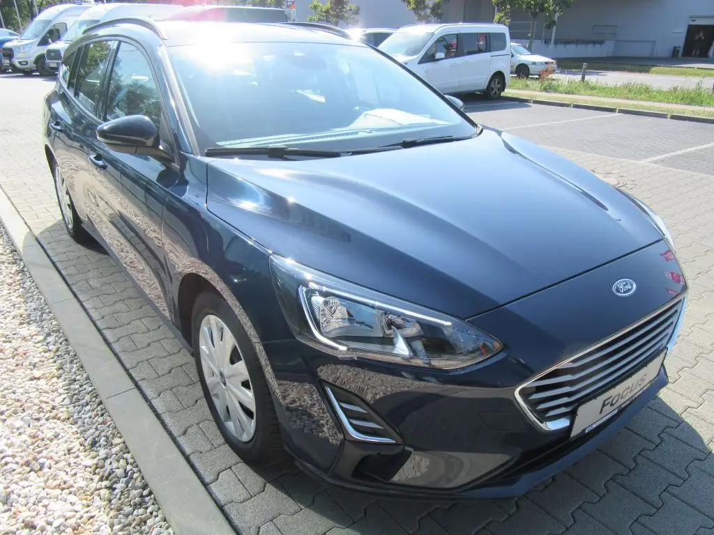 Photo 1 : Ford Focus 2020 Petrol