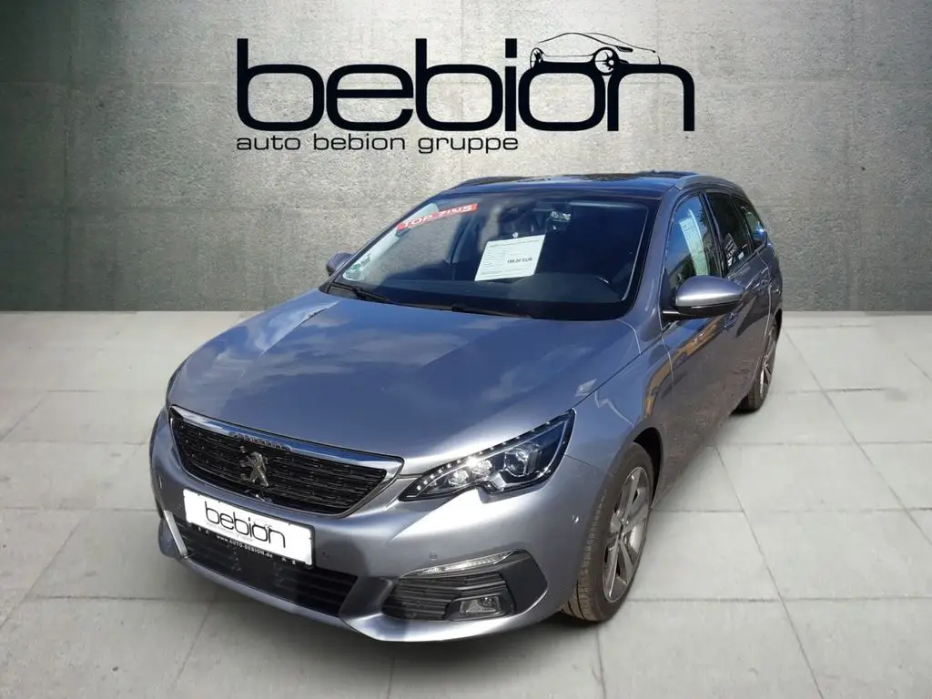 Photo 1 : Peugeot 308 2019 Petrol