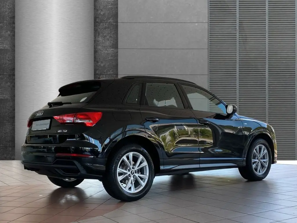 Photo 1 : Audi Q3 2023 Diesel