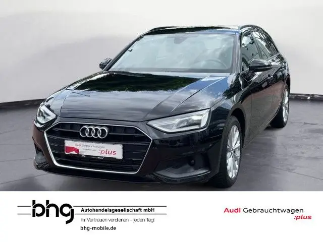 Photo 1 : Audi A4 2019 Petrol