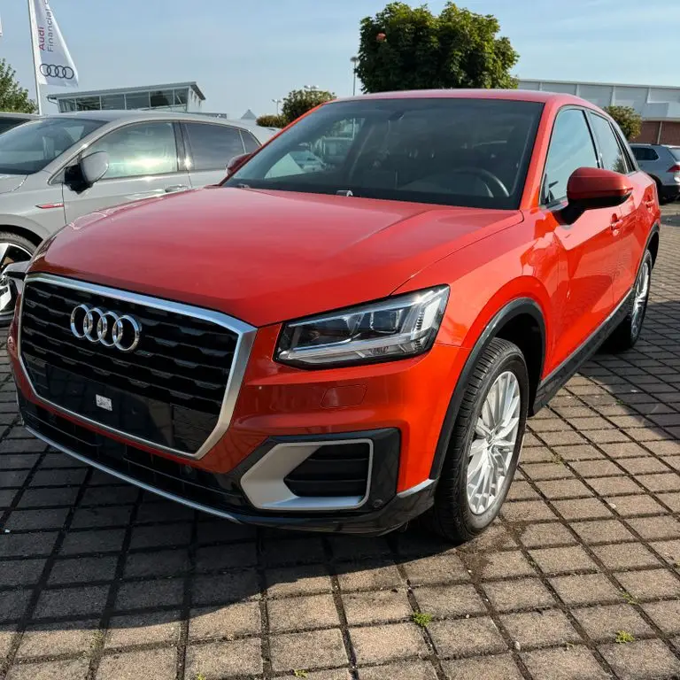 Photo 1 : Audi Q2 2019 Petrol