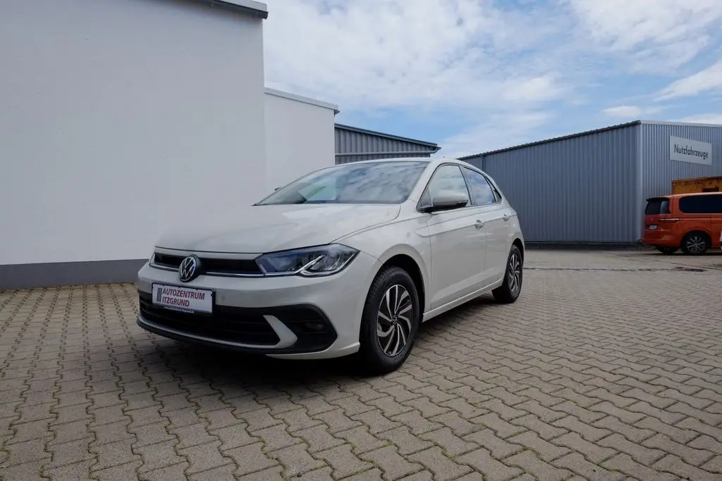 Photo 1 : Volkswagen Polo 2024 Petrol