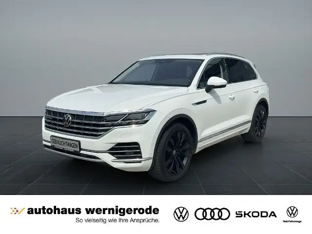 Photo 1 : Volkswagen Touareg 2022 Hybrid