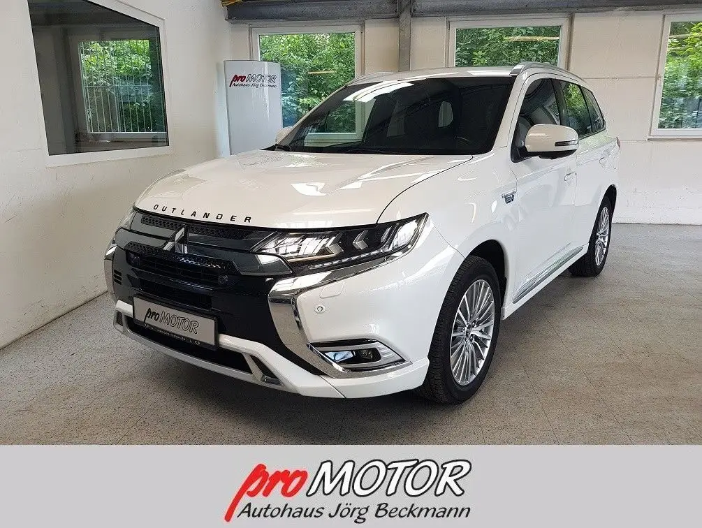 Photo 1 : Mitsubishi Outlander 2019 Hybride