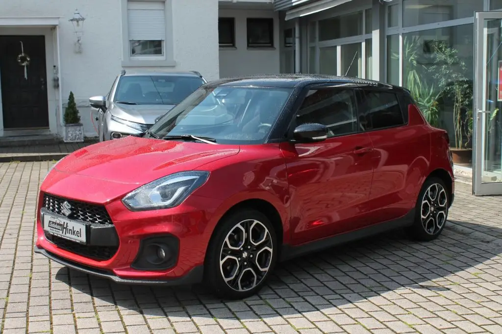 Photo 1 : Suzuki Swift 2022 Petrol