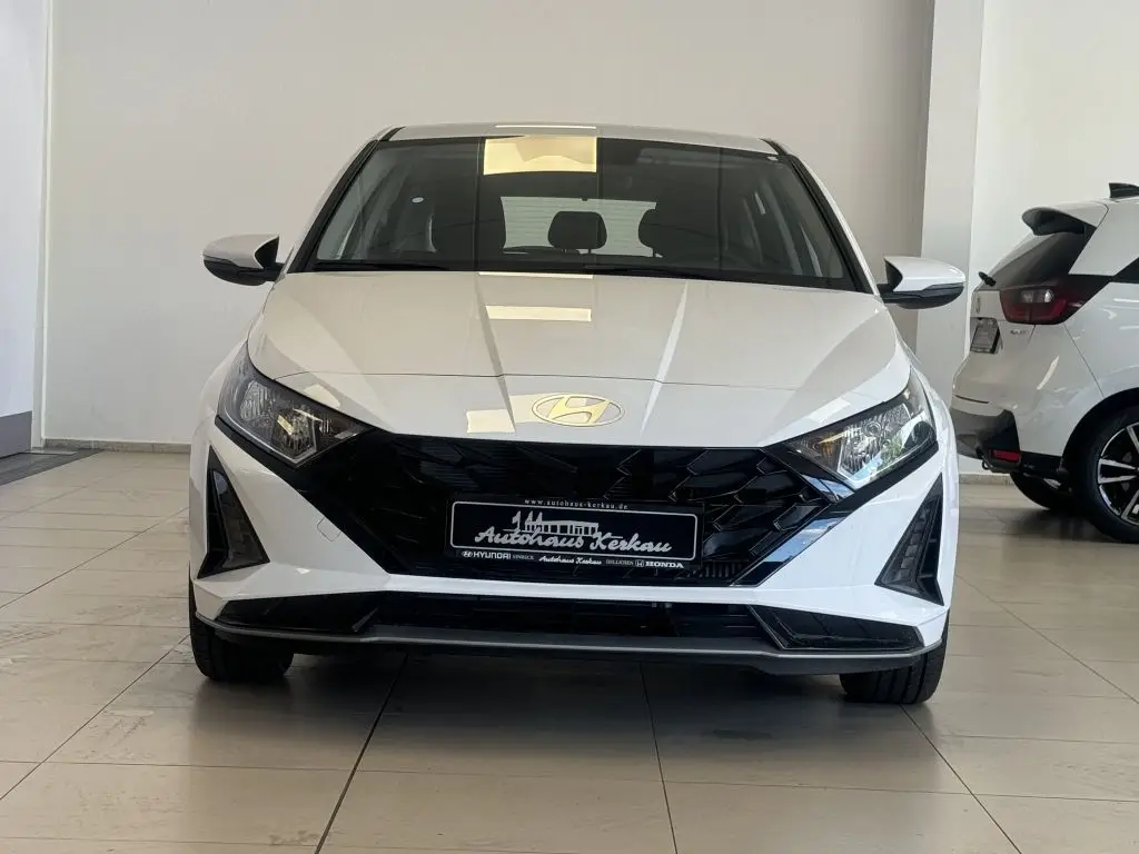 Photo 1 : Hyundai I20 2024 Petrol