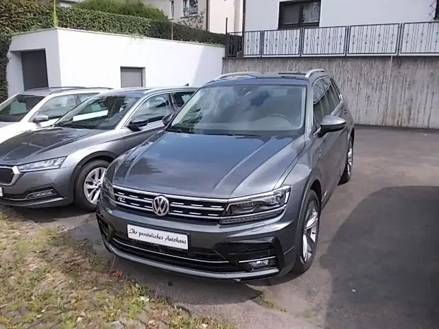 Photo 1 : Volkswagen Tiguan 2020 Essence