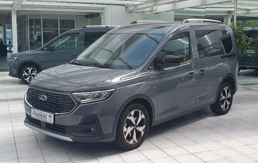 Photo 1 : Ford Tourneo 2023 Diesel