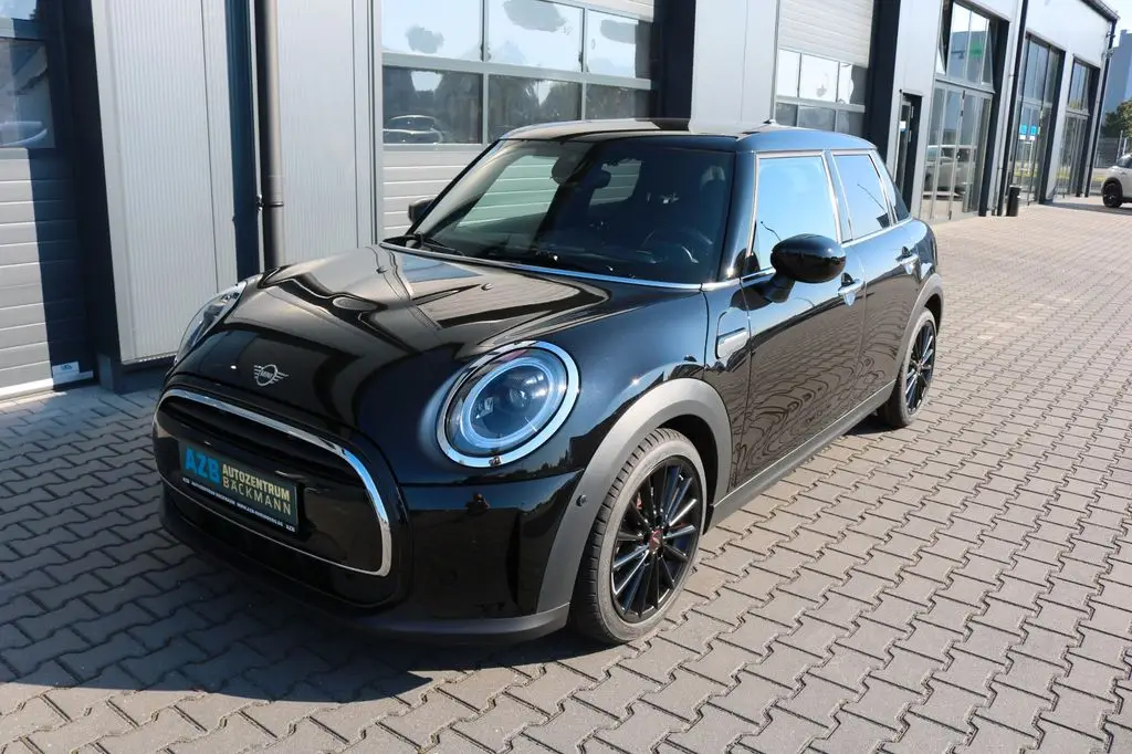 Photo 1 : Mini One 2021 Petrol