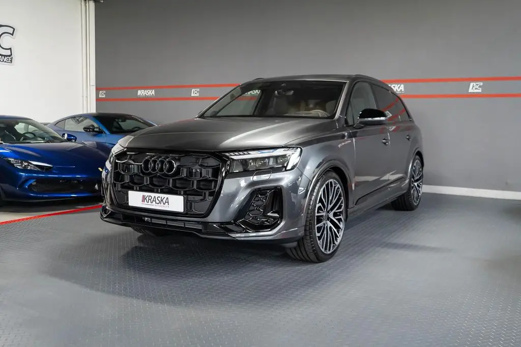 Photo 1 : Audi Q7 2024 Diesel