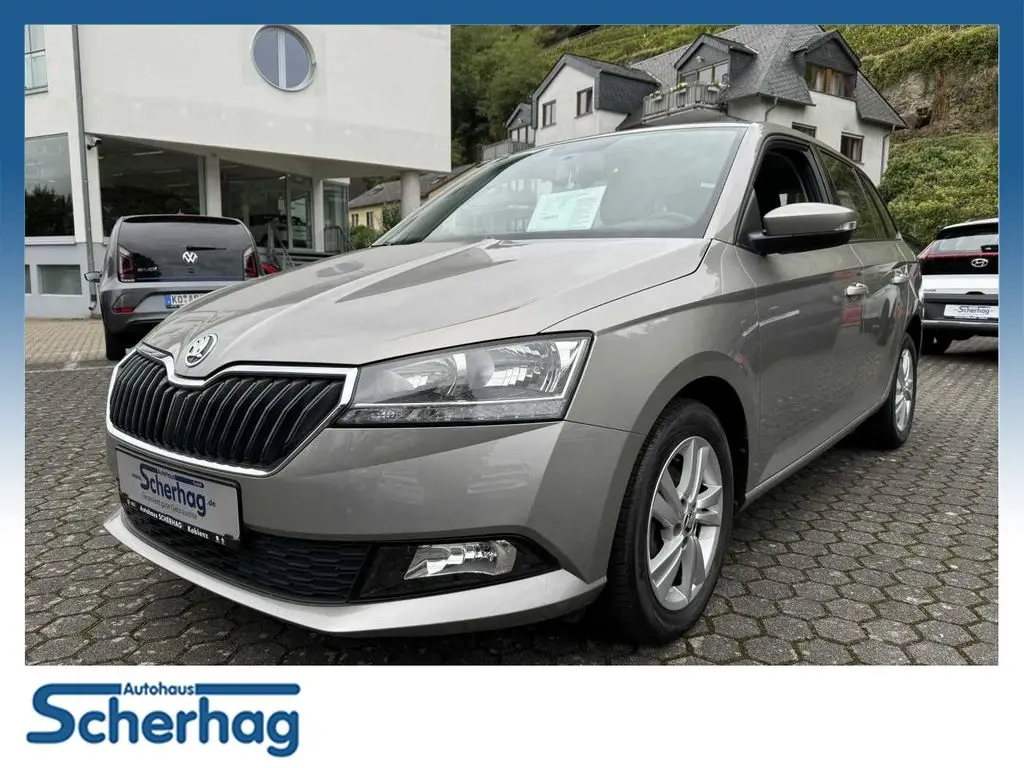 Photo 1 : Skoda Fabia 2018 Essence