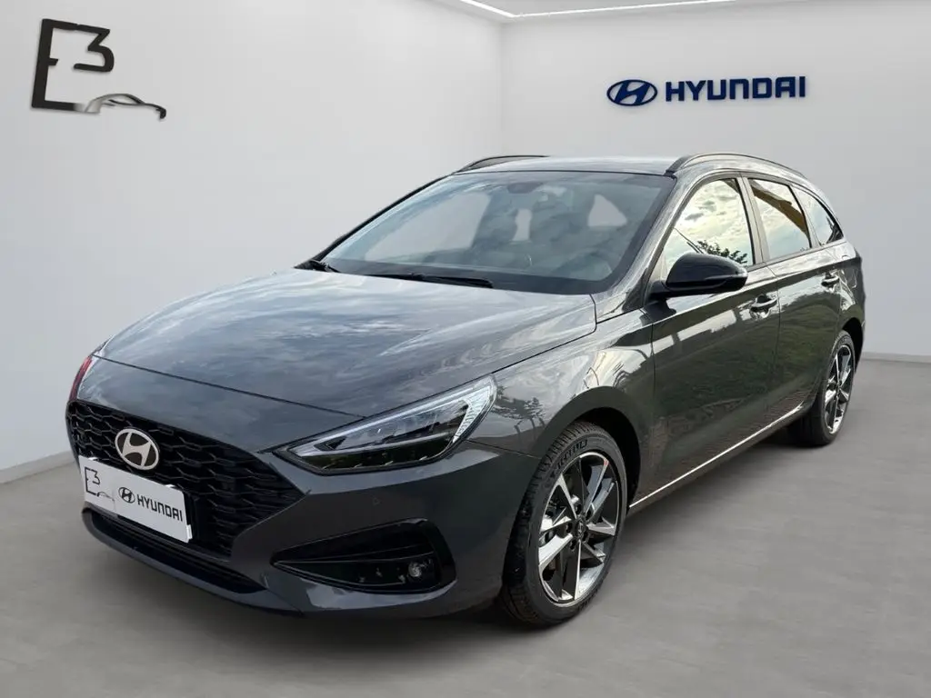 Photo 1 : Hyundai I30 2024 Petrol