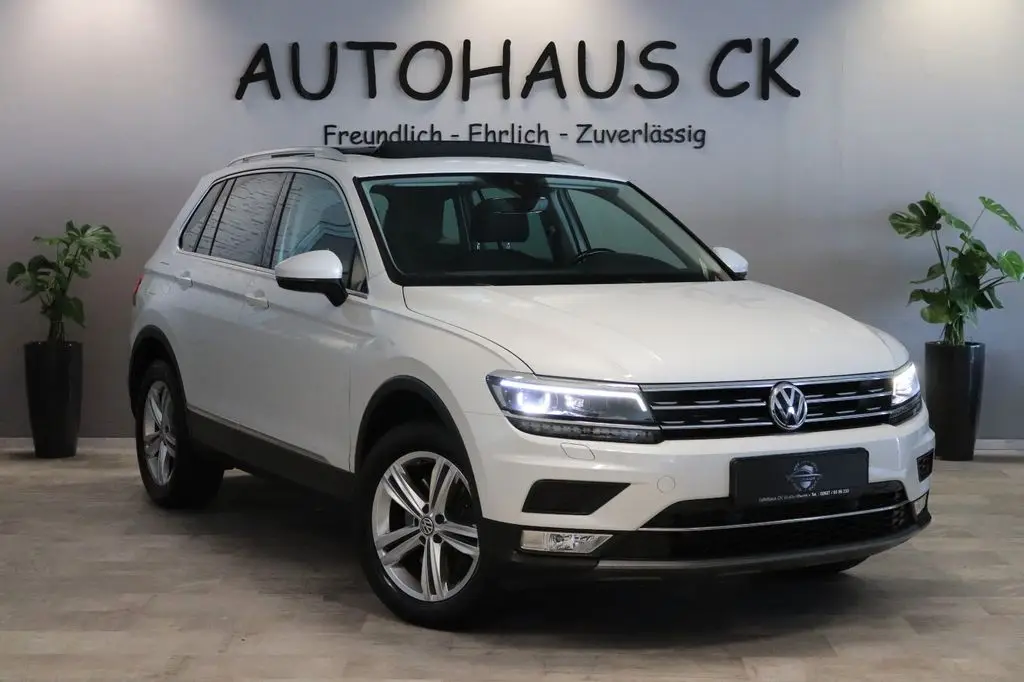 Photo 1 : Volkswagen Tiguan 2016 Essence